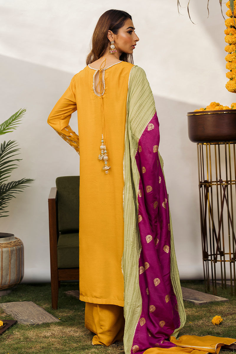 Amna Arshad - Areeisha