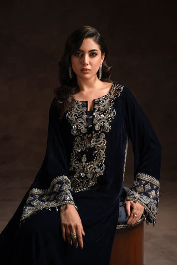 Amaara Khan-STATEMENT NAVY KAFTAN