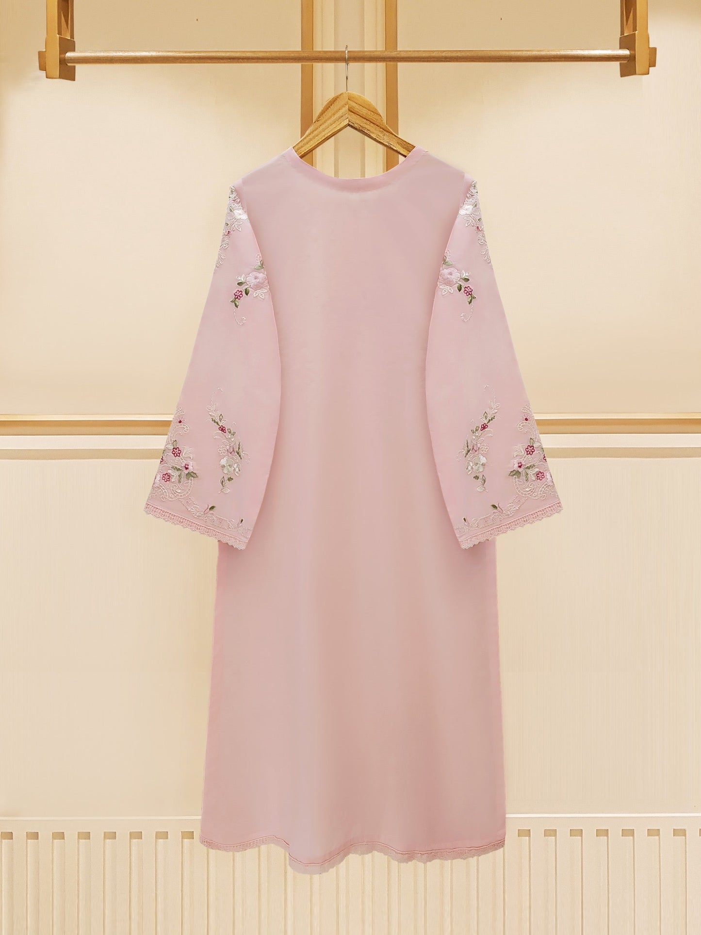 Embroidered Lawn Shirt S109488