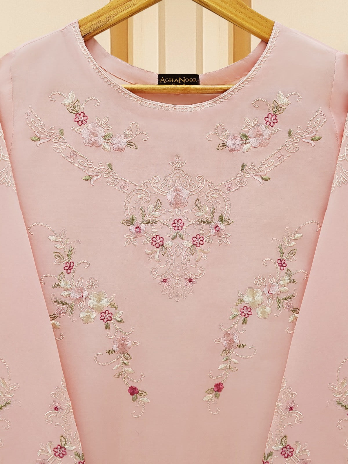 Embroidered Lawn Shirt S109488