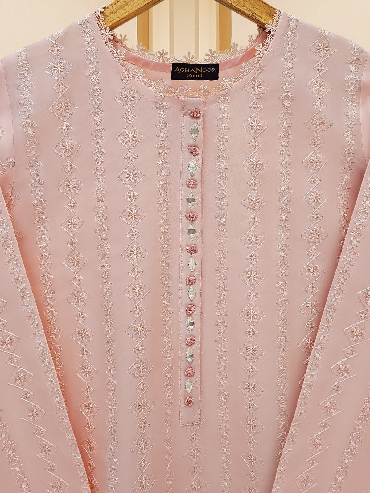 Embroidered Lawn Shirt S109498