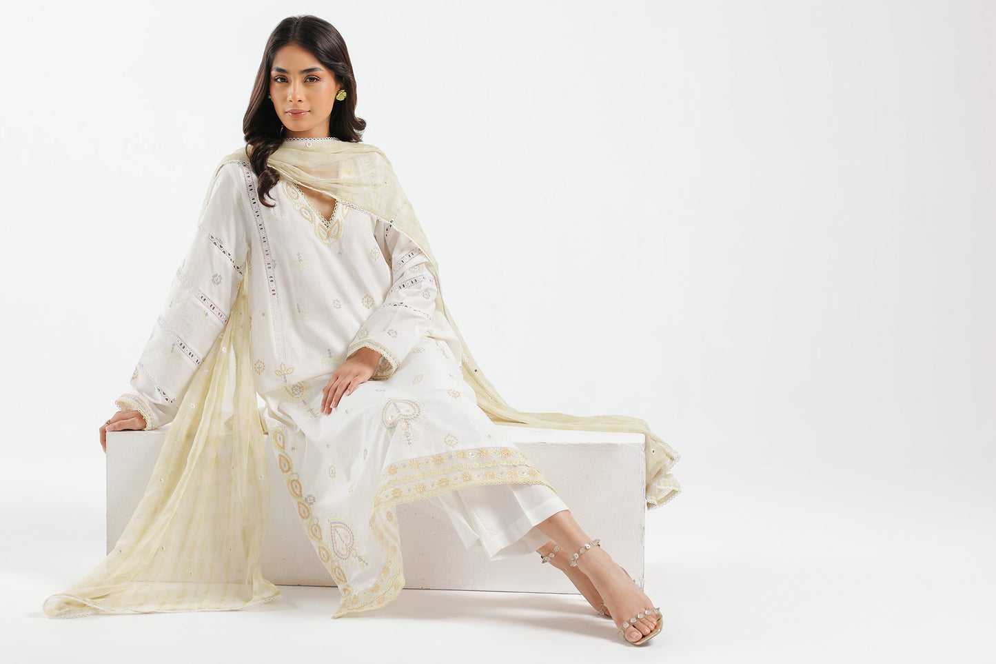 EMBROIDERED SUIT (E0575/105/001)