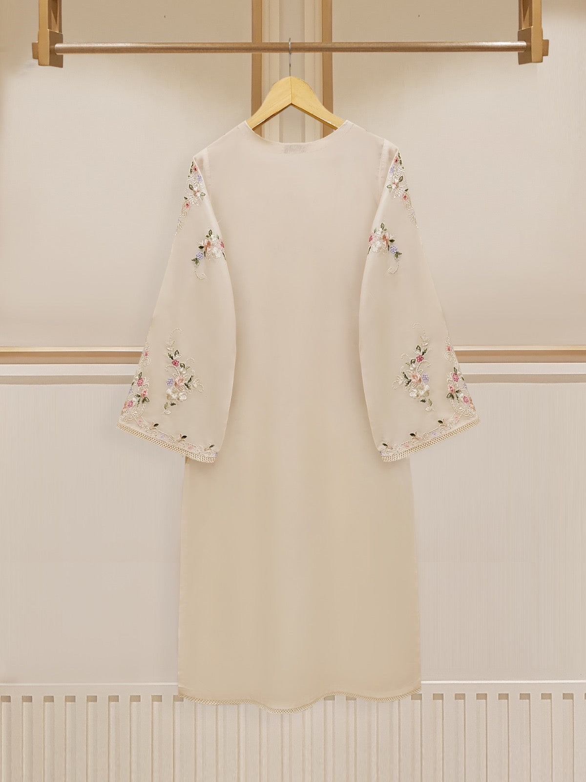 Pure Embroidered Cambric Shirt S109817