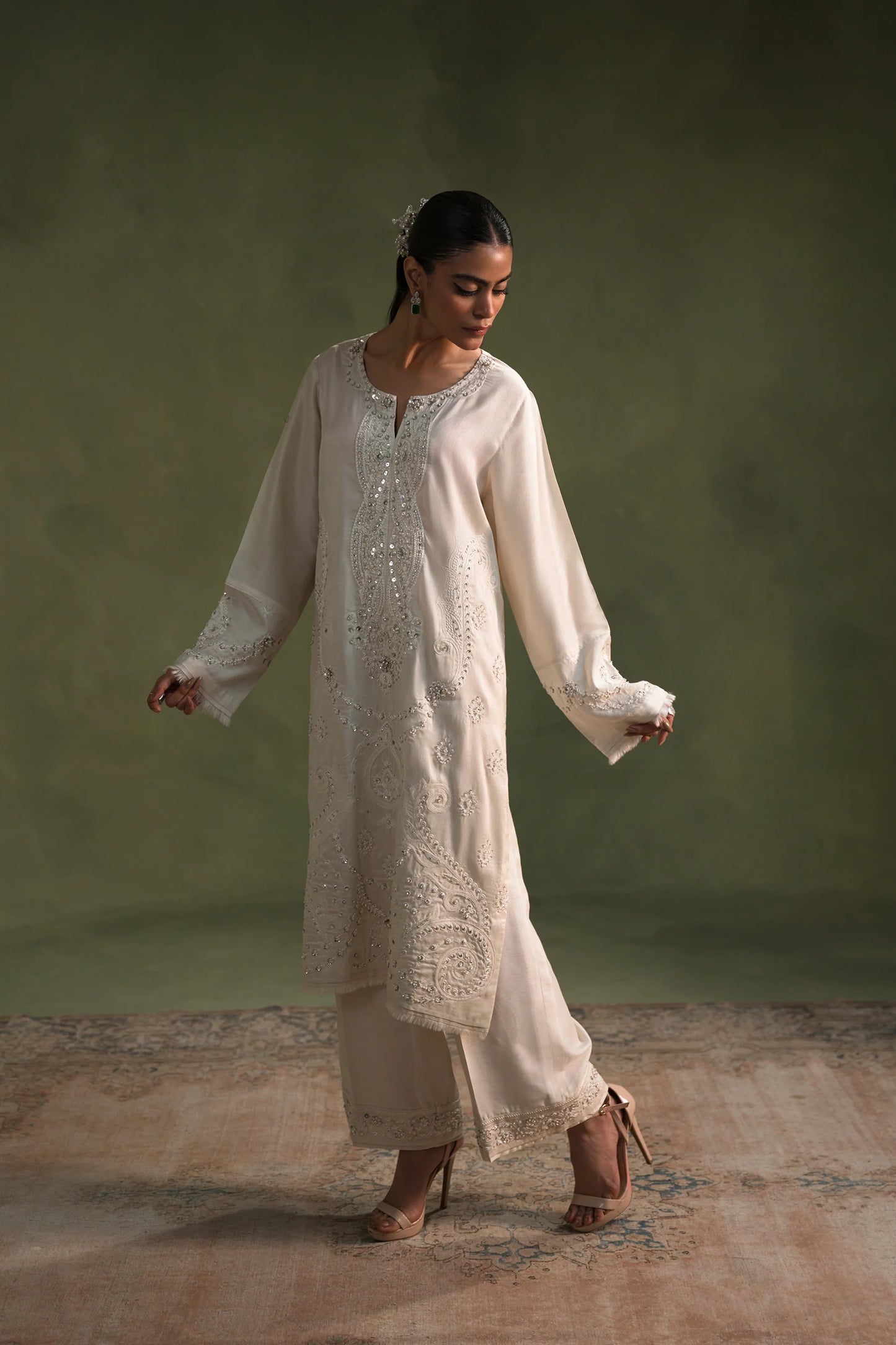 Amaara Khan - Creamy White Elegance