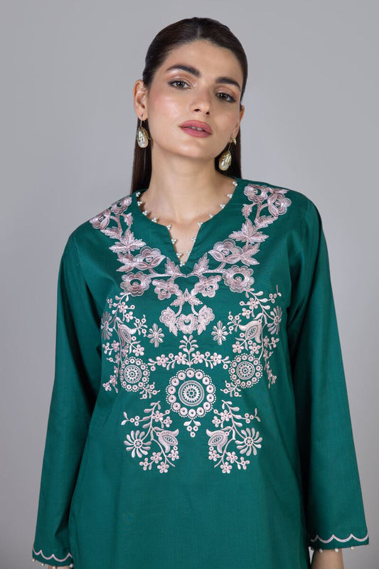 Kurta | Embroidered